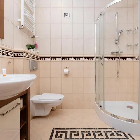 Apartament Spacious In Stocznia By Renters
